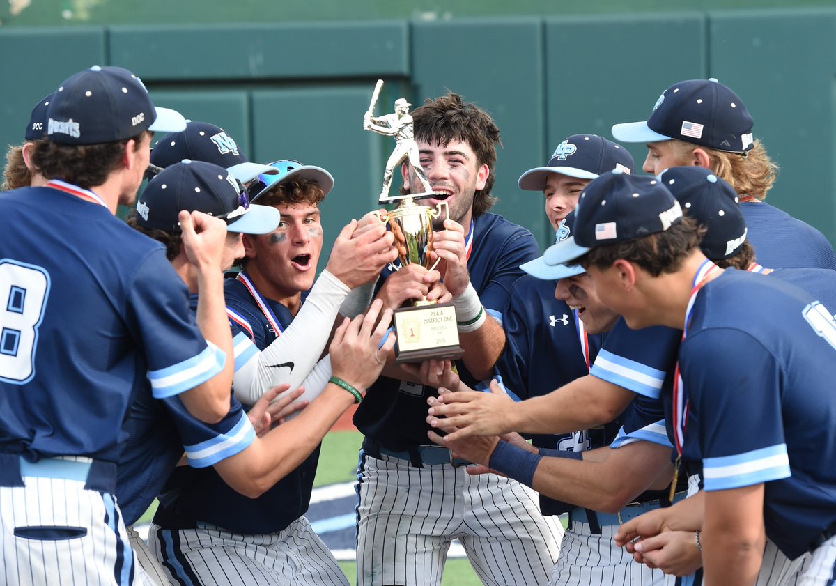 Mike Cabrey (@mpcabrey) on Twitter photo A few pics from <a href="/NPKnights/">NPKnightsBaseball</a> winning its first District 1 title since 2008 with a 7-1 victory over West Chester Henderson in the Class 6A final.
Knights break open a 1-1 game with 6 runs T7 including Chase Jones hitting a grand slam. A few pics from <a href="/NPKnights/">NPKnightsBaseball</a> winning its first District 1 title since 2008 with a 7-1 victory over West Chester Henderson in the Class 6A final.
Knights break open a 1-1 game with 6 runs T7 including Chase Jones hitting a grand slam.