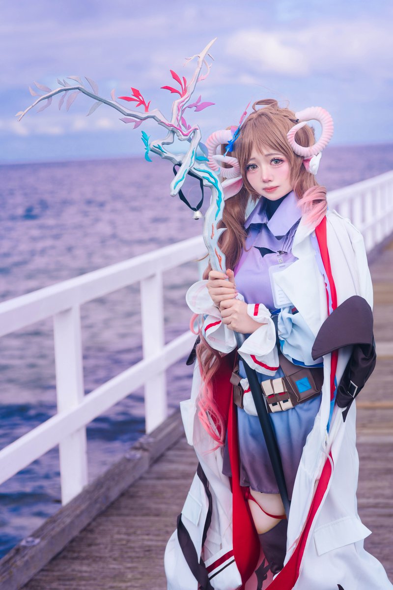 Eclair-Nyanko Cosplay ๐ฑ๐๐ฒ๐ชถ๐ฅ๐๐พ๐ฟ (@eclairnyan_cos) on Twitter photo Eyjafjalla the Hvรญt Aska ๐ฉบ๐ฉนโฅ๏ธ
Big thanks to <a href="/felipokeyou/">Felicia PokeYou ๐๐๐ผ</a> for braving the cold with me โฅ๏ธ
#arknights #ใขใผใฏใใคใ #ๆๆฅๆน่ #ๆๆฅๆน่cos #arknightscosplay #ใณในใใฌ #ใขใผใฏใใคใcos #eyjafjalla #ใจใคใคใใฃใคใใฉ #่พ้
ๆณๆ #eclairisekai Eyjafjalla the Hvรญt Aska ๐ฉบ๐ฉนโฅ๏ธ
Big thanks to <a href="/felipokeyou/">Felicia PokeYou ๐๐๐ผ</a> for braving the cold with me โฅ๏ธ
#arknights #ใขใผใฏใใคใ #ๆๆฅๆน่ #ๆๆฅๆน่cos #arknightscosplay #ใณในใใฌ #ใขใผใฏใใคใcos #eyjafjalla #ใจใคใคใใฃใคใใฉ #่พ้
ๆณๆ #eclairisekai