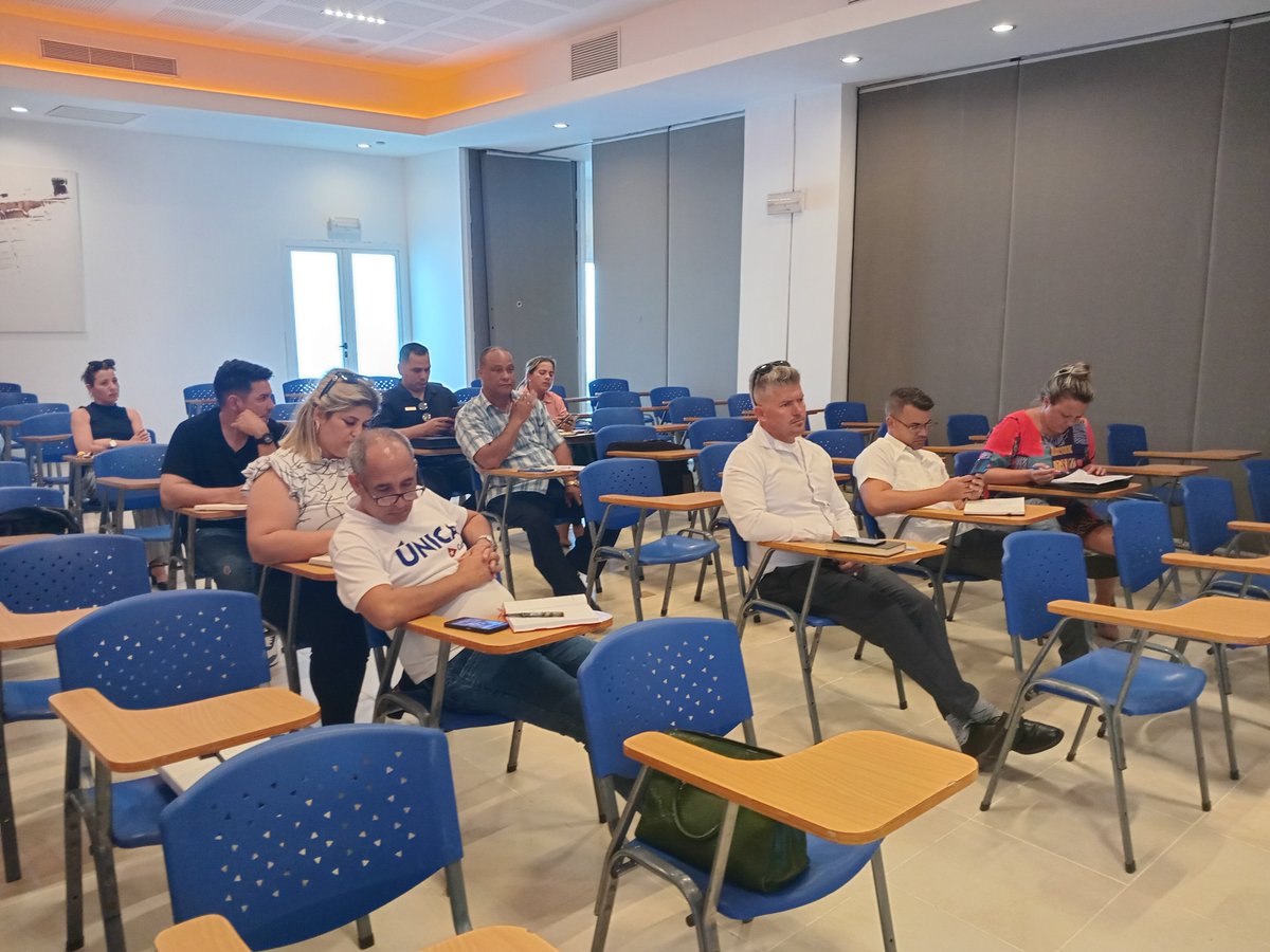 Realizamos reunión conjunta con el MINTUR, evaluando aspectos importantes entre ambos organismos para el buen funcionamiento del trabajo en la Cayería Norte. #INRHCuba
#LatirAvileño