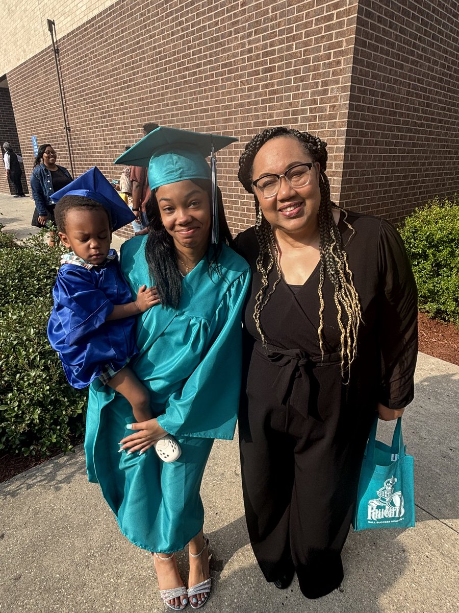 Toni (@hsa_counselor) on Twitter photo <a href="/Hall_AISD/">Hall Success Academy</a> Class of 2025! Where dedication and determination make dreams a reality!!! <a href="/EdleaderMoran/">Tammie Moran</a> <a href="/mswheatfall/">Alfiee Wheatfall</a> #AldineImpact #ChoicesandOpportunities <a href="/Hall_AISD/">Hall Success Academy</a> Class of 2025! Where dedication and determination make dreams a reality!!! <a href="/EdleaderMoran/">Tammie Moran</a> <a href="/mswheatfall/">Alfiee Wheatfall</a> #AldineImpact #ChoicesandOpportunities