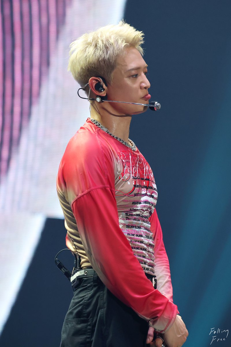 129FallingFree's tweet image. 250525 E.S.S.A.Y. 오이콘
얼른 민호한테 두콘두콘 귀엽다고 해주자
#민호 #MINHO #ミンホ 
#샤이니 #SHINee