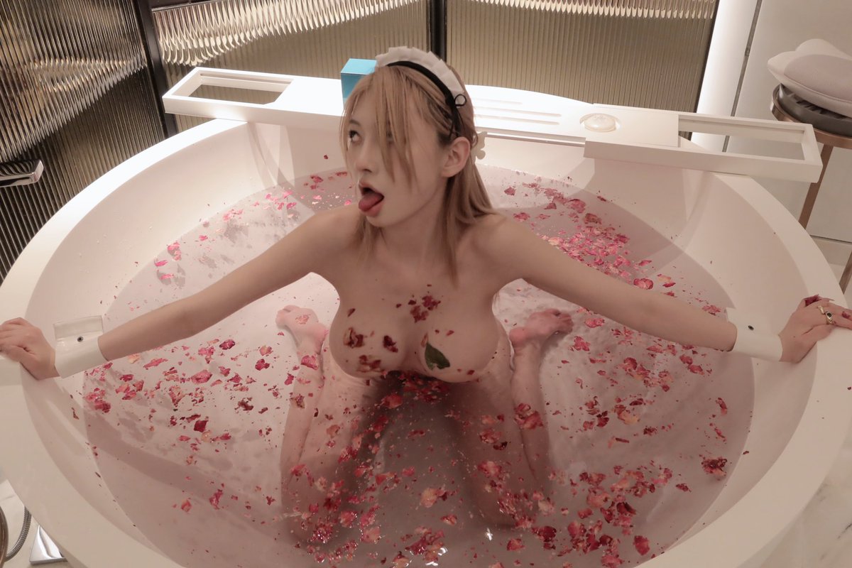 360°无死角
一起来泡澡嘛🥺 https://t.co/pJeThWv01m