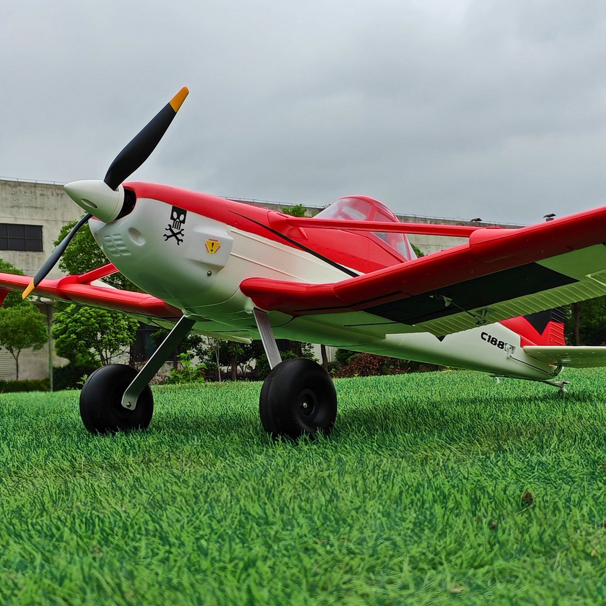 dynamhobby's tweet image. Dynam Cessna 188 Crop Duster V2 
Now comes with rubber wheels — softer landings, more grip
Still has that awesome STOL performance – Dominates for small fields and short runways
And yes, it&apos;s still super friendly for beginners!
what’s not to love?
#dynamrc #rcplane #cessna #c188