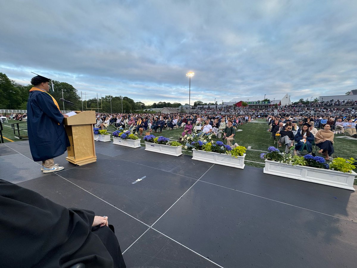 And that’s a wrap! Great speeches by our students. It was an amazing night to send off these future leaders.