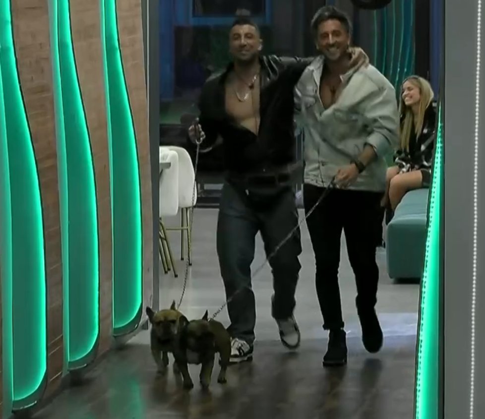 El ship era Deviano, no la vimos.