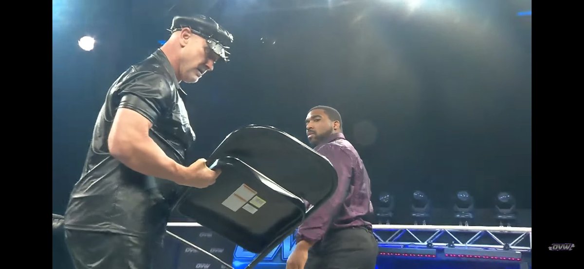 JustinJTL's tweet photo. Perfect camera shots tonight on @ovwrestling @TheRealAlSnow https://t.co/7BQQzvX751