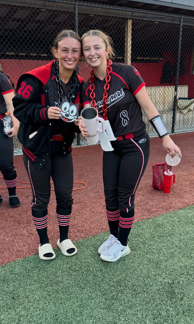 berries_logan's tweet photo. Celebrating another sectional win against Peru.  Celebration chains for; Adrienne Scott went 3 for 3 with 3 runs scored  and Gracie Risley with a home run, double 2 runs scored. https://t.co/F5rnKqnUdS