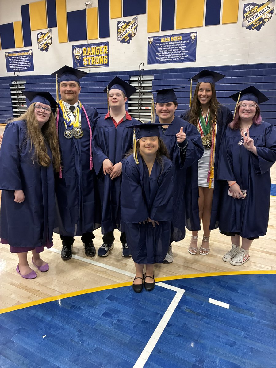 AbleNotLabel's tweet image. There is something truly special about the class of 2025. Such an amazing group of hardworking and loving students. We couldn’t be prouder of our graduates. 

A special heartfelt congratulations to Lorin, Jacob, Austin, Peyton, Brandon, Anna, Hailley, Alexis, Gabby, and Andrew!