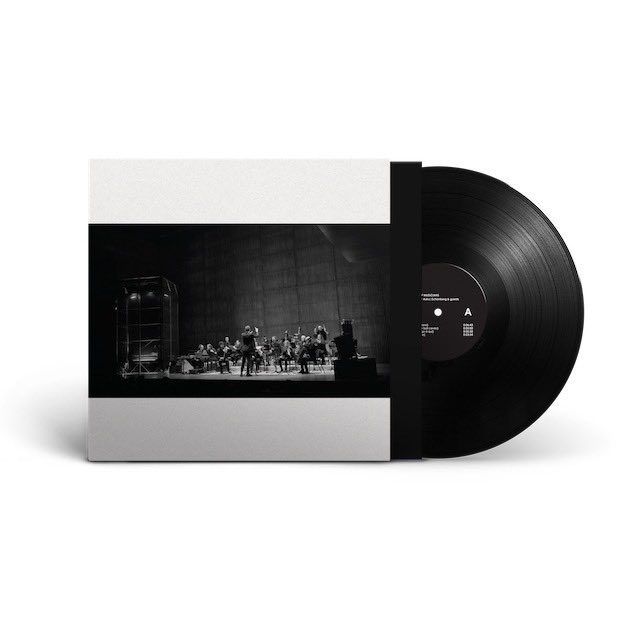 ◤ 本日発売 ◢ Jameszoo『Music for 17 Musicians』

スティーヴ・ライヒの名作『Music for 18 Musicians』(1978年)に因んだ最新作『Music for 17 Musicians』をリリース！

実験音楽、現代音楽、ジャズ、エレクトロニカの垣根を越えて響く“未来のアンサンブル作品”

beatink.com/products/detai…