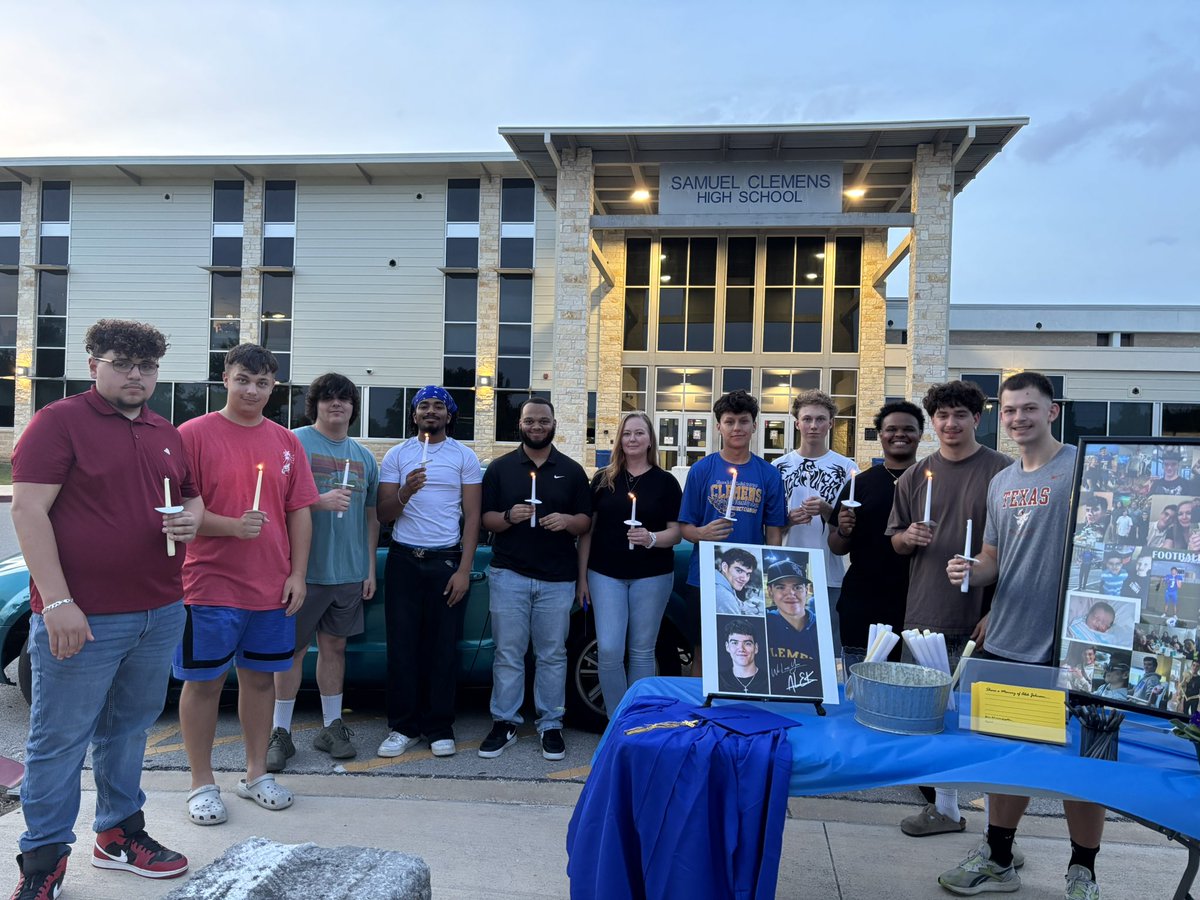 Amy Sirizzotti (@msasirizzotti) on Twitter photo Beautiful night celebrating Alek this evening. Thank you to all who came to Clemens. Special thanks to Canyon Lake Fire Chief Mikel for joining as well. <a href="/scbuffalostrong/">Clemens Athletics</a> <a href="/SamuelClemensHS/">Clemens High School</a> Beautiful night celebrating Alek this evening. Thank you to all who came to Clemens. Special thanks to Canyon Lake Fire Chief Mikel for joining as well. <a href="/scbuffalostrong/">Clemens Athletics</a> <a href="/SamuelClemensHS/">Clemens High School</a>