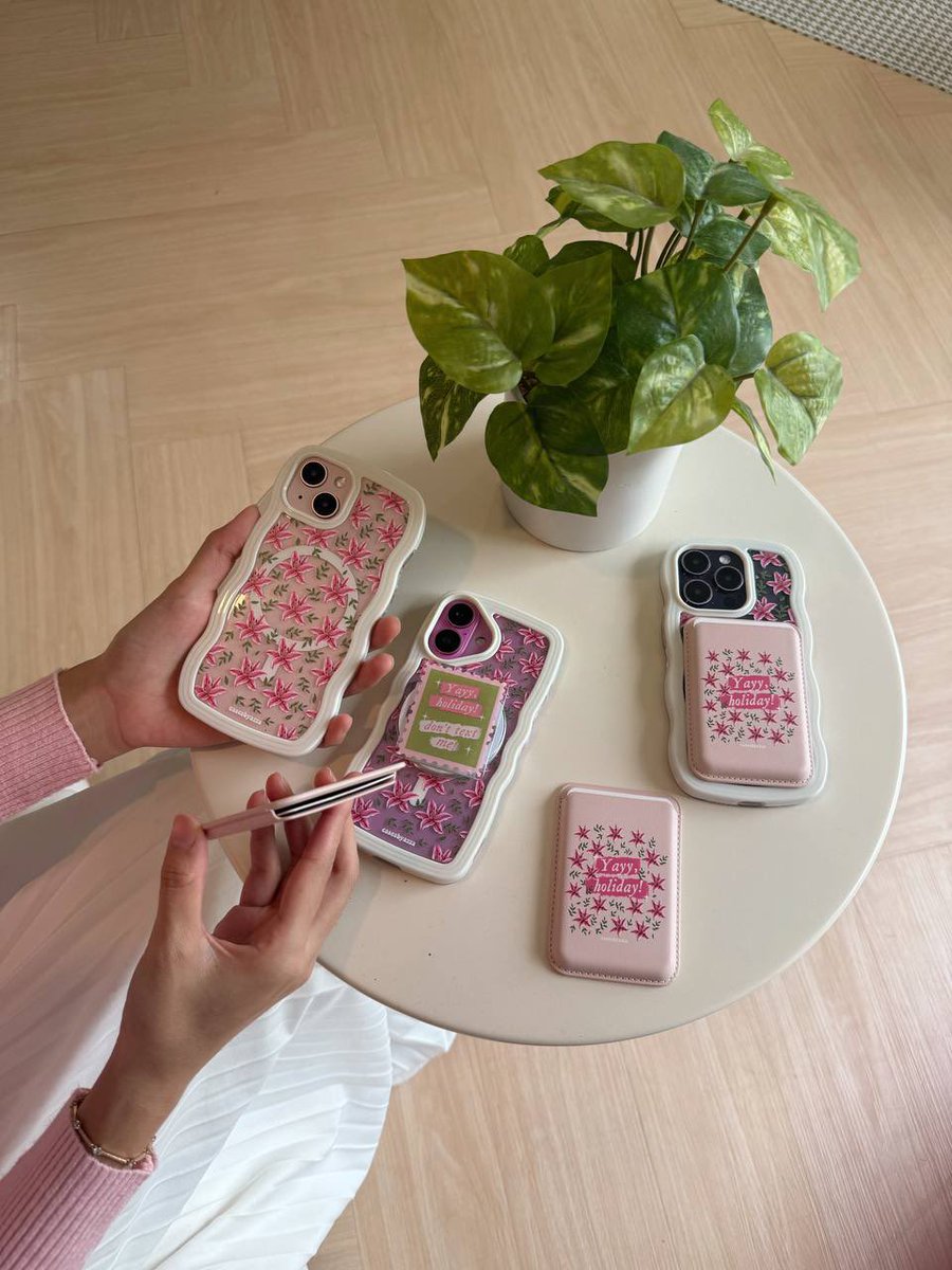 effacurio's tweet photo. Proof that protection can be pretty 💖 #PhoneCaseGoals
All phone case only RM10 each while stock lasts! Till 1/6 only! Grab yours now! 🫧 https://t.co/VnPt3oVt2N