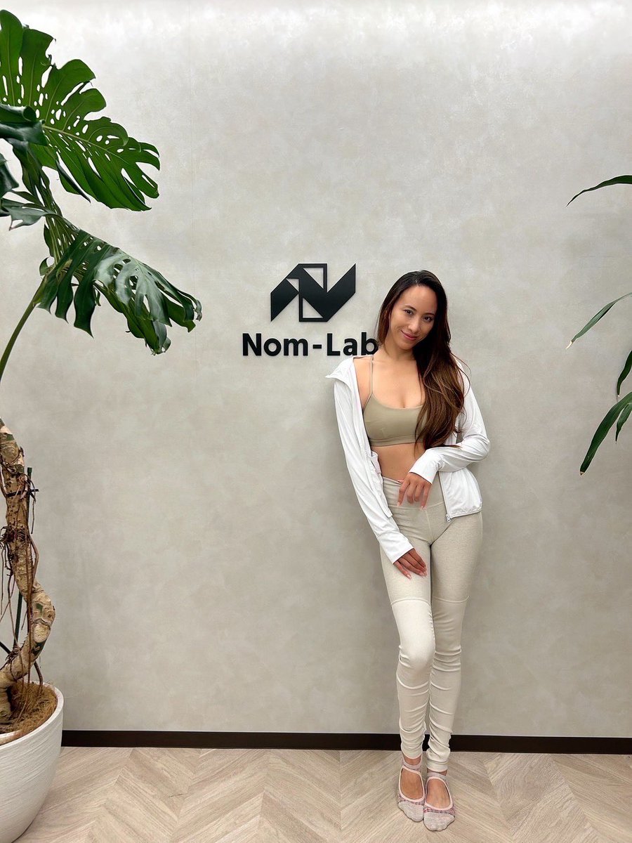 nom_lab_'s tweet photo. ✨道端アンジェリカさんがNom-Lab.にご来院くださいました✨
日頃から多方面でご活躍されているなか、
接骨院×ピラティス心身をリフレッシュ🧘♀️
美と健康のメンテナンスとして、お力になれて光栄です☺️
Nom-Lab.➡️ https://t.co/LjpN6Vz06G
#リハビリ #治療 #NomLab #ノムラボ #鍼灸接骨院 #ピラティス #道端アンジェリカ
#野村忠宏