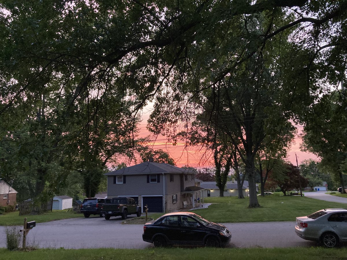 Phlynx 💙🚦 (@phlynx_fur) on Twitter photo Pretty sunset again :3 Pretty sunset again :3