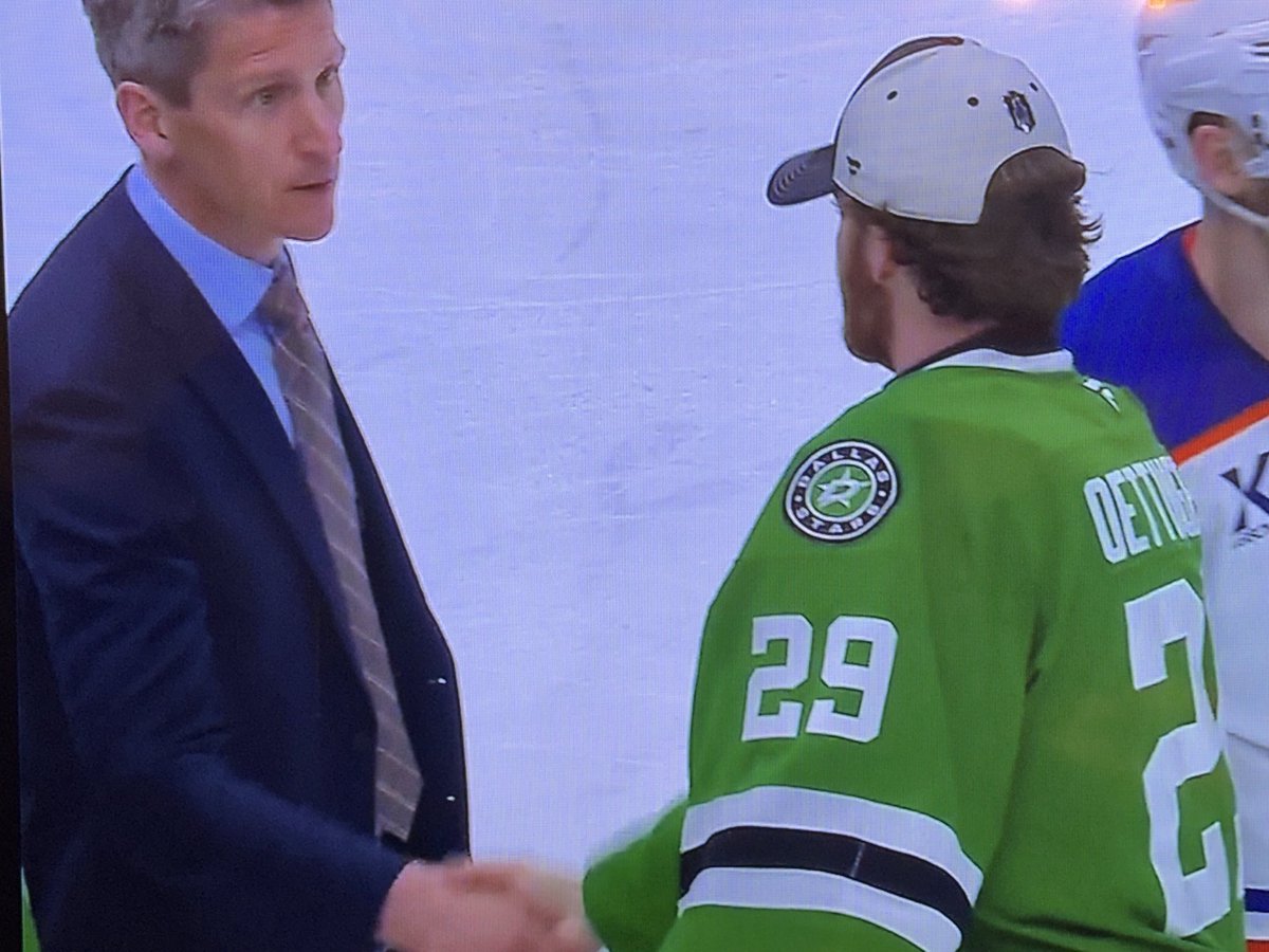 MikeHalford604's tweet photo. paul maurice, fuming https://t.co/4E4M6YGqcA