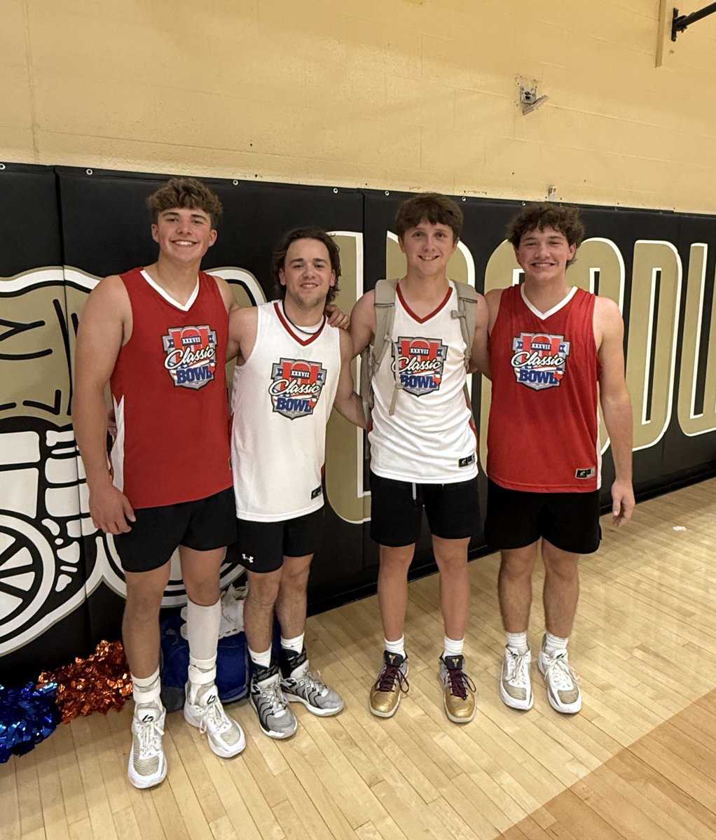 The Cashion boys showed out tonight for 1 last run together at the 101 Classic Bowl Senior All Star game. For sure gonna miss this. Way to represent fellas. #GoCats <a href="/TvCashion/">Cashion Wildcats TV</a>