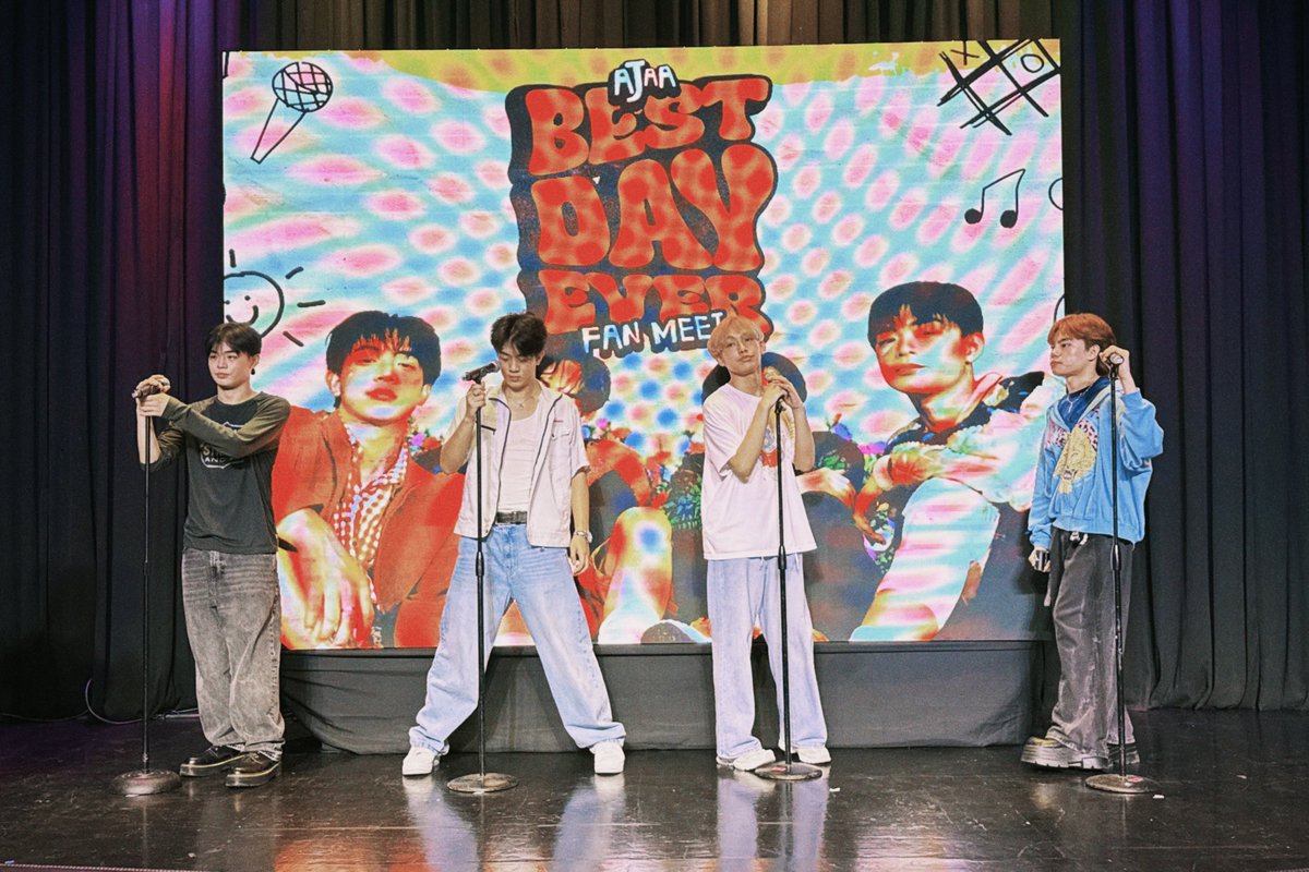 D-DAY IS HERE! ✨

Just a few final touches before we bring you the BEST FAN MEET EVER! 

Hanies, are you ready? 🤭💛

#BestDayEverFanMeet
#AJAA