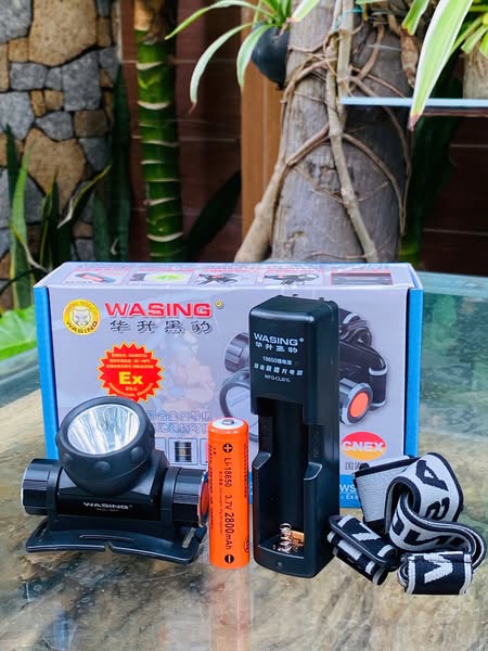 Thegioidenpin's tweet image. ĐÈN PIN SIÊU SÁNG WASING WSL-697 (CHÍNH HÃNG) 📷📷
📷 Model: WSL-697
📷 Sử dụng pin sạc 18650 dung lượng 2800mAH
📷 Giá khuyến mãi: 430k (Giá gốc: 475k )
📷Bảo hành 6 tháng
📷Freeship nội thành HCM
#denpinsieusang #thegioidenpin #wasing
+ Hotline &amp;amp; Zalo: 0898.838.828