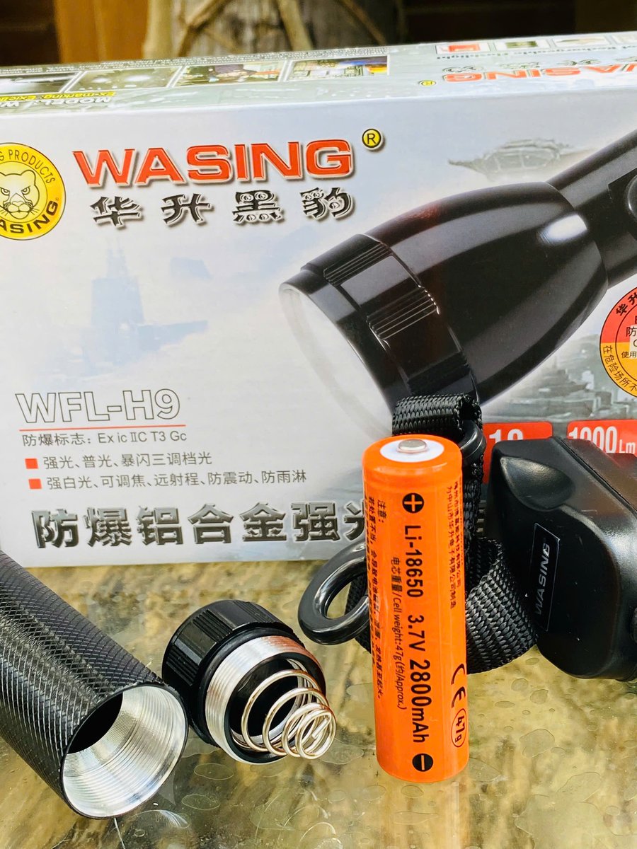 Thegioidenpin's tweet image. 📷📷📷 ĐÈN PIN SIÊU SÁNG WASING WFL-H9 (CHÍNH HÃNG)📷📷
📷 Model: WFL-H9
📷 Độ Sáng: 1000 lumens maximum
📷 Sử dụng pin sạc 18650
📷 Phụ kiện: pin 18650 
📷 Giá khuyến mãi: 430k ( Giá gốc: 475k)
#denpinsieusang #thegioidenpin #wasing
Hotline &amp;amp; Zalo: 0898.838.828