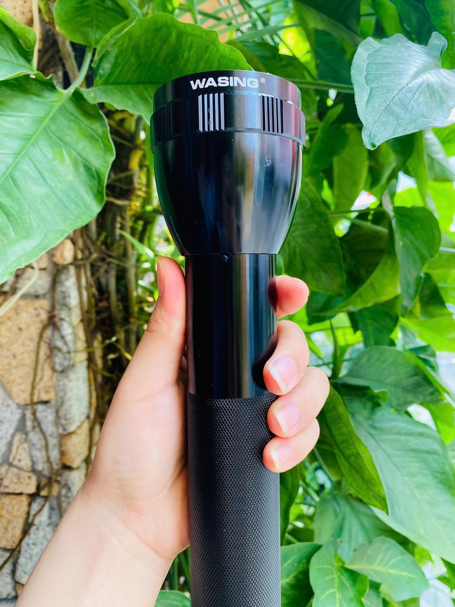 Thegioidenpin's tweet image. 📷📷 ĐÈN PIN SIÊU SÁNG Wasing D3LG (CHÍNH HÃNG) 📷📷
——————————-
📷 Model: D3LG
📷 Độ Sáng: 1000 lumens maximum
📷 Giá khuyến mãi: 530k (Giá gốc: 590k)
📷Bảo hành 6 tháng
📷Freeship nội thành HCM
#denpinsieusang #thegioidenpin #wasing #wasing_d3lg