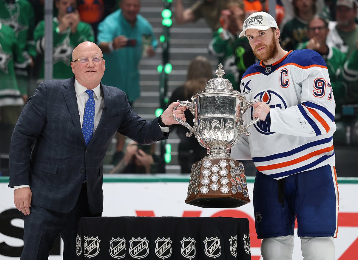 One trophy down, one to go ✔️ #LetsGoOilers