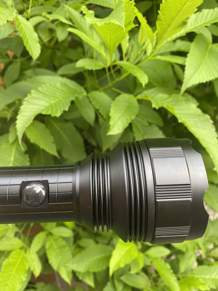 Thegioidenpin's tweet image. 📷📷 ĐÈN PIN SIÊU SÁNG ĐÈN PIN SIÊU SÁNG WASING WFL-H22 (CHÍNH HÃNG)
📷 Model: H22
📷 Độ Sáng: 2000 lumens maximum
📷 Sử dụng pin sạc 26650x 2, dung lượng 10000mAh
📷 Giá khuyến mãi: 900k
#denpinsieusang #thegioidenpin #wasing #wasing_h22
+ Hotline &amp;amp; Zalo: 0898.838.828