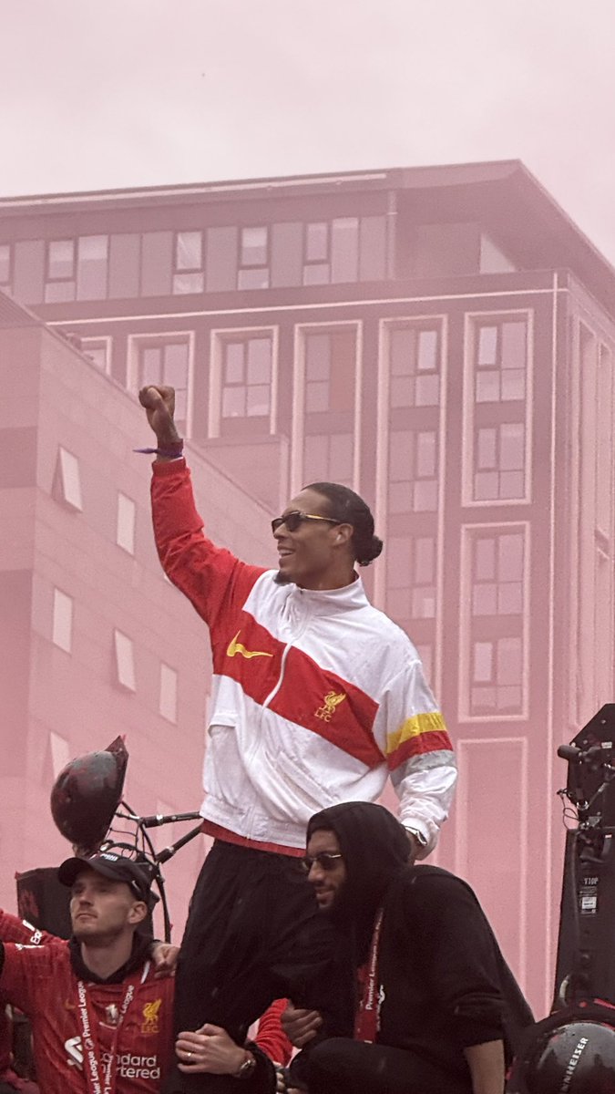 martinsobr_ tweet media