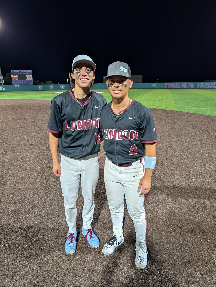TxHSBaseball (@txhs_baseball) on Twitter photo London 6
Huntington 3
FINAL
Zak Garcia & RJ Olivares are our players of the game:
Garcia: 4.1 IP, 2 H, 0 R, 3 BB, 8 K
Olivares: Go-Ahead 2 RBI 2B in the 6th
<a href="/_LondonBaseball/">CC London Baseball⚾️</a> <a href="/olivares_rj/">RJ Olivares</a> London 6
Huntington 3
FINAL
Zak Garcia & RJ Olivares are our players of the game:
Garcia: 4.1 IP, 2 H, 0 R, 3 BB, 8 K
Olivares: Go-Ahead 2 RBI 2B in the 6th
<a href="/_LondonBaseball/">CC London Baseball⚾️</a> <a href="/olivares_rj/">RJ Olivares</a>