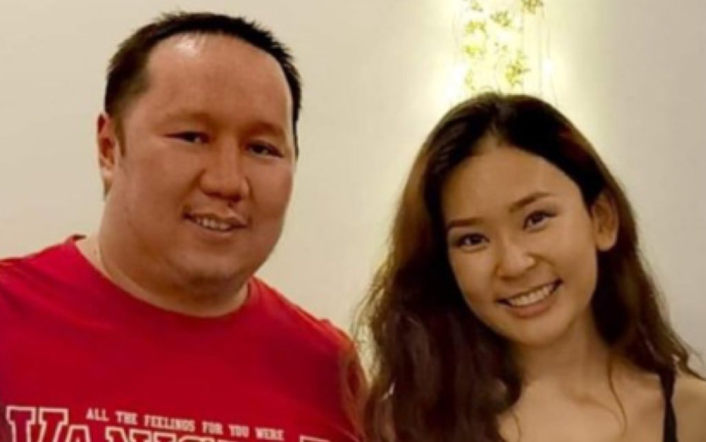 ШТАБ левел ХХК захирал, УИХ-ын гишүүн С.Цэнгүүн Ерөнхий сайдыг огцруулах саналд гарын үсэг зурна гэж жагсаалын үеэр мэдэгдсэн ч одоог хүртэл гарын үсгээ зураагүй гэв.