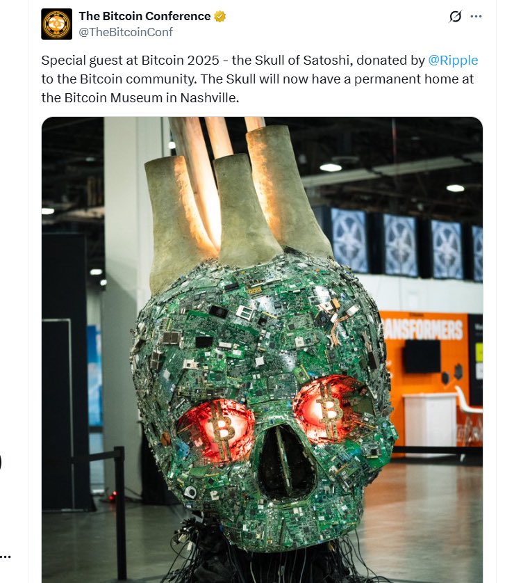 Ilus_bash1's tweet photo. 🚨 BREAKING:

RIPPLE CEO BRAD GARLINGHOUSE HAS CALLED FOR TRUCE BETWEEN BITCOIN &amp; #XRP COMMUNITIES WITH "SKULL OF SATOSHI" GIFT! 💀 https://t.co/yjTWX0H5Tc