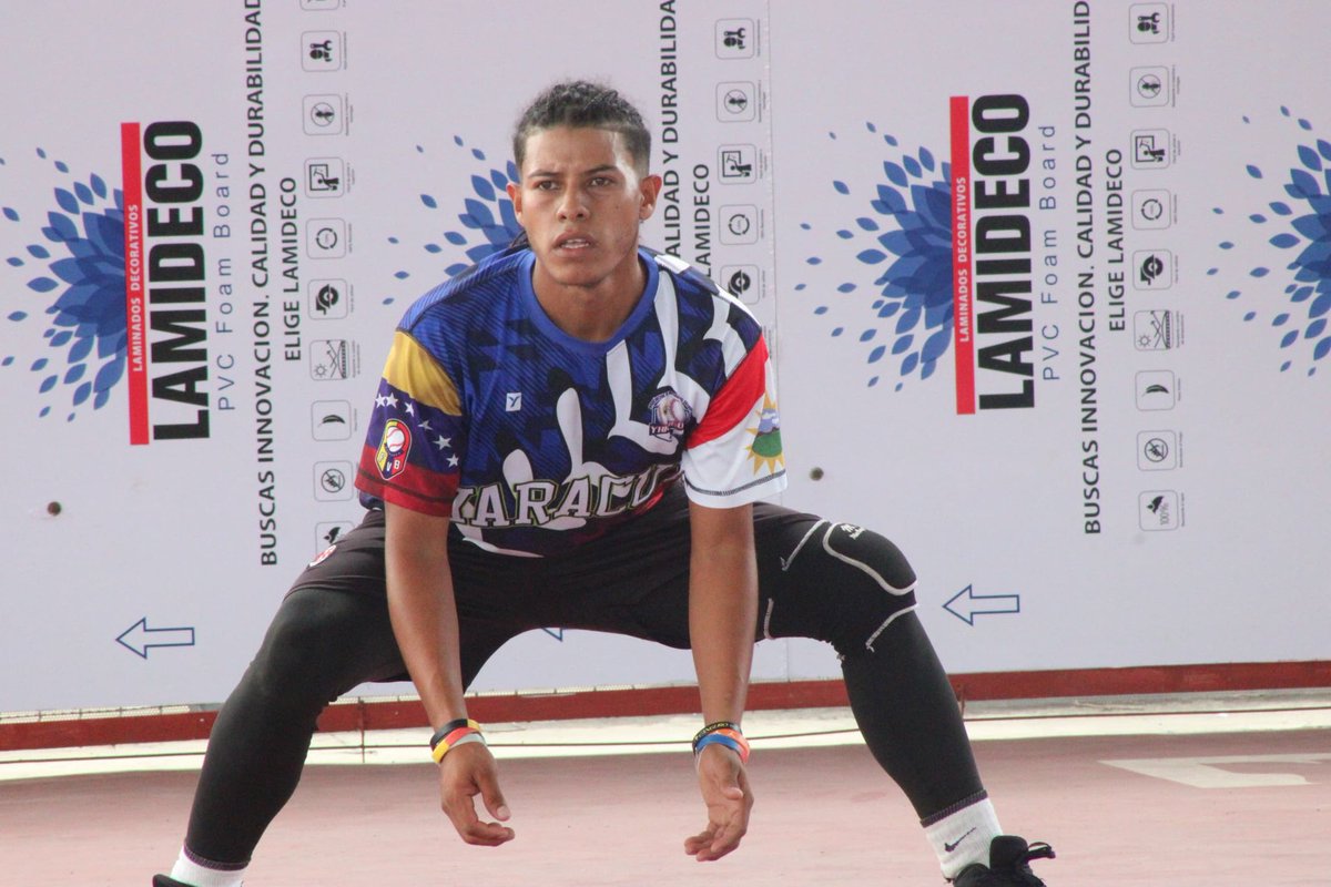 #NacionalAdultosB5 🖐🏻⚾

En imágenes 📸 la selección de #Miranda Vs #Yaracuy en el IV Campeonato Nacional de #Beisbol5 Adultos 

📍Caracas, Distrito Capital
🏟️ La Vega Stadium
💻 fevebeisbol.org

#NacionalesFEVEBEISBOL #LVB5
#BEISBOL5 #Baseball5

@baseball5