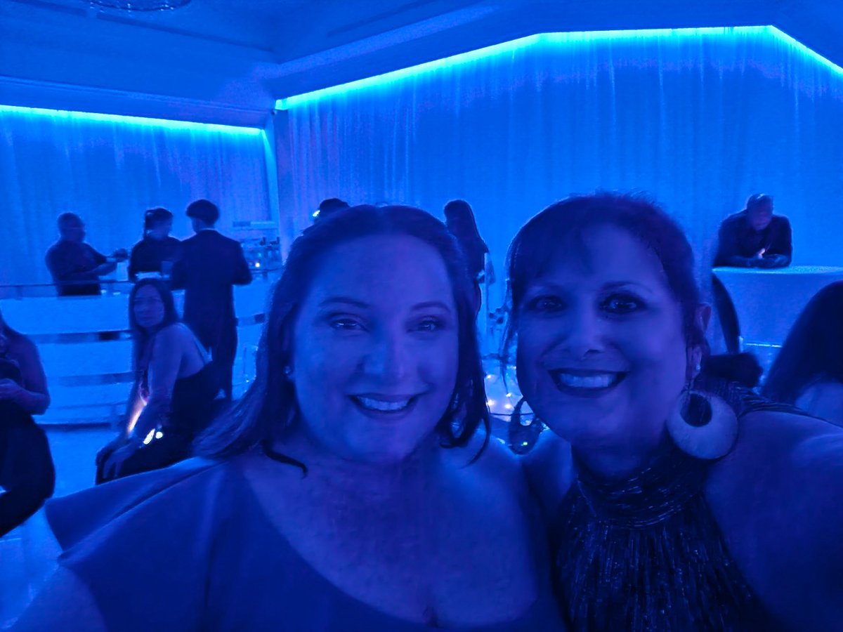 DelMMarrero's tweet photo. We had a time !! Huge shout out to the #stmsptsa for throwing a beautiful dance for our 8th graders. #mustangs #stms https://t.co/atYMB0aTCS