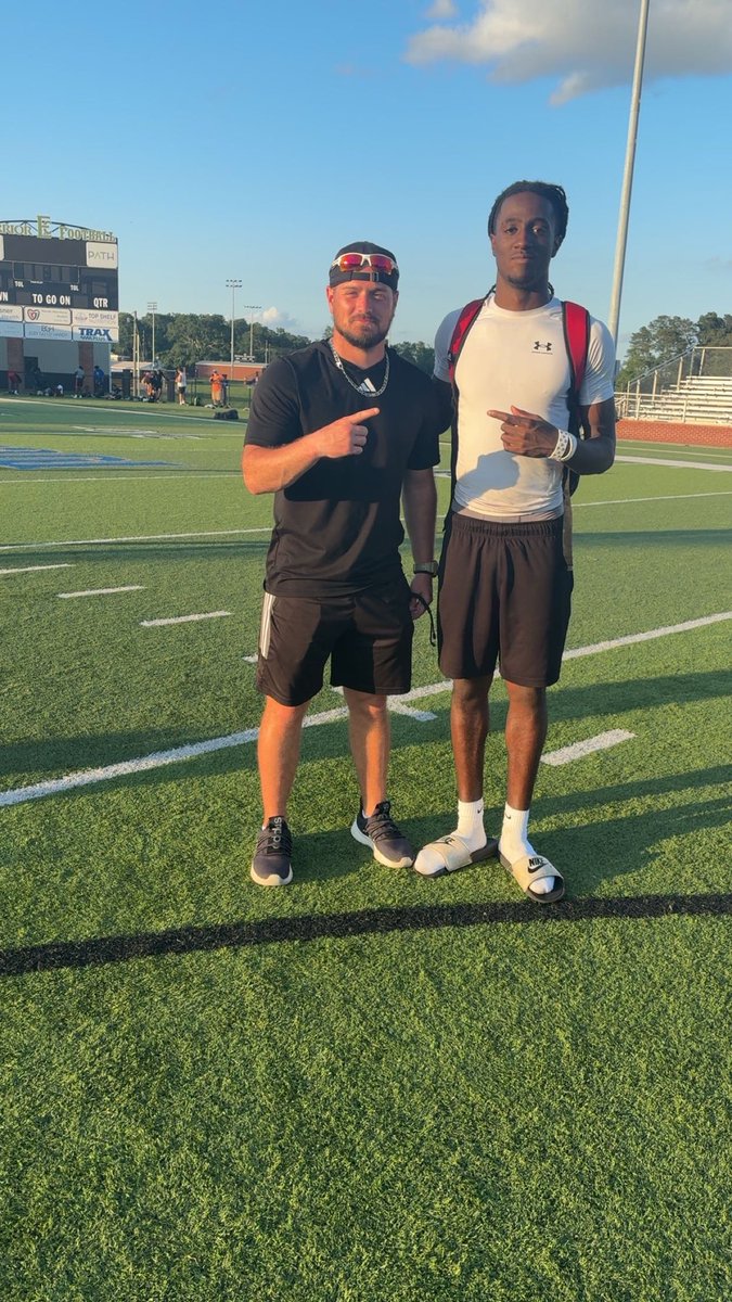 CalebbLanee's tweet image. Had a great time @eccc_football camp today
@Coach_Webster2 @CoachTidwellC @Coach_Luther @turnerrotenberr