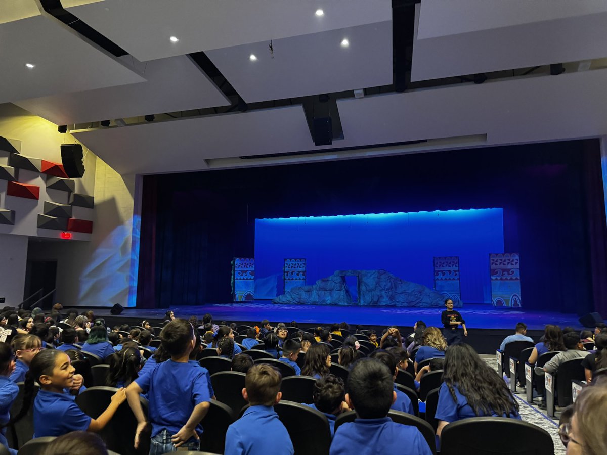Irma Ojeda (@escontrias_sa) on Twitter photo Our first graders were so delighted with Moana Jr. thanks to <a href="/ESerna_PK8/">Raul Caldera Principal 💙 🐺 🇺🇸</a> and their Fine Arts department. We laughed, sang along 🎤 and were amazed at their theatrical abilities! If you get a chance to check them out this weekend, GO! 🎭 👏🏻 Our first graders were so delighted with Moana Jr. thanks to <a href="/ESerna_PK8/">Raul Caldera Principal 💙 🐺 🇺🇸</a> and their Fine Arts department. We laughed, sang along 🎤 and were amazed at their theatrical abilities! If you get a chance to check them out this weekend, GO! 🎭 👏🏻