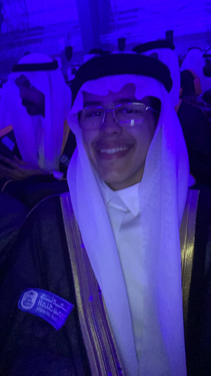 Qusssay4's tweet photo. اللهم لك الحمد حتى ترضى ولك الحمد إذا رضيت ولك الحمد بعد الرض
بعد رحلة مليئة بالتحديات والتعلم، أفتخر اليوم بتخرجي من جامعة الملك سعود بتخصص تغذية الإنسان.
مرت عليّ أيام صعبة وأيام أجمل، لكن كل لحظة كانت تستحق
#جامعة_الملك_سعود #تخرج #تغذية https://t.co/fCT2tneUMZ