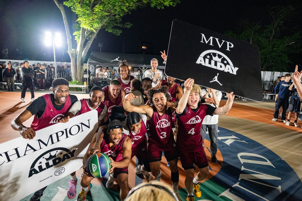 一度は夢を諦めたHibikiが「ALLDAY SPRING 2025」でMVPになるまで
<a href="/hibi0410/">山根 響/Hibiki Yamane</a> <a href="/Mp3basketball/">Mp3bball</a> <a href="/ALLDAYMAG/">ALLDAY</a> #fly_mag
Text by <a href="/Words_Motion/">Hiroyuki Ohashi | ライター</a>
flymag.jp/column/56253/