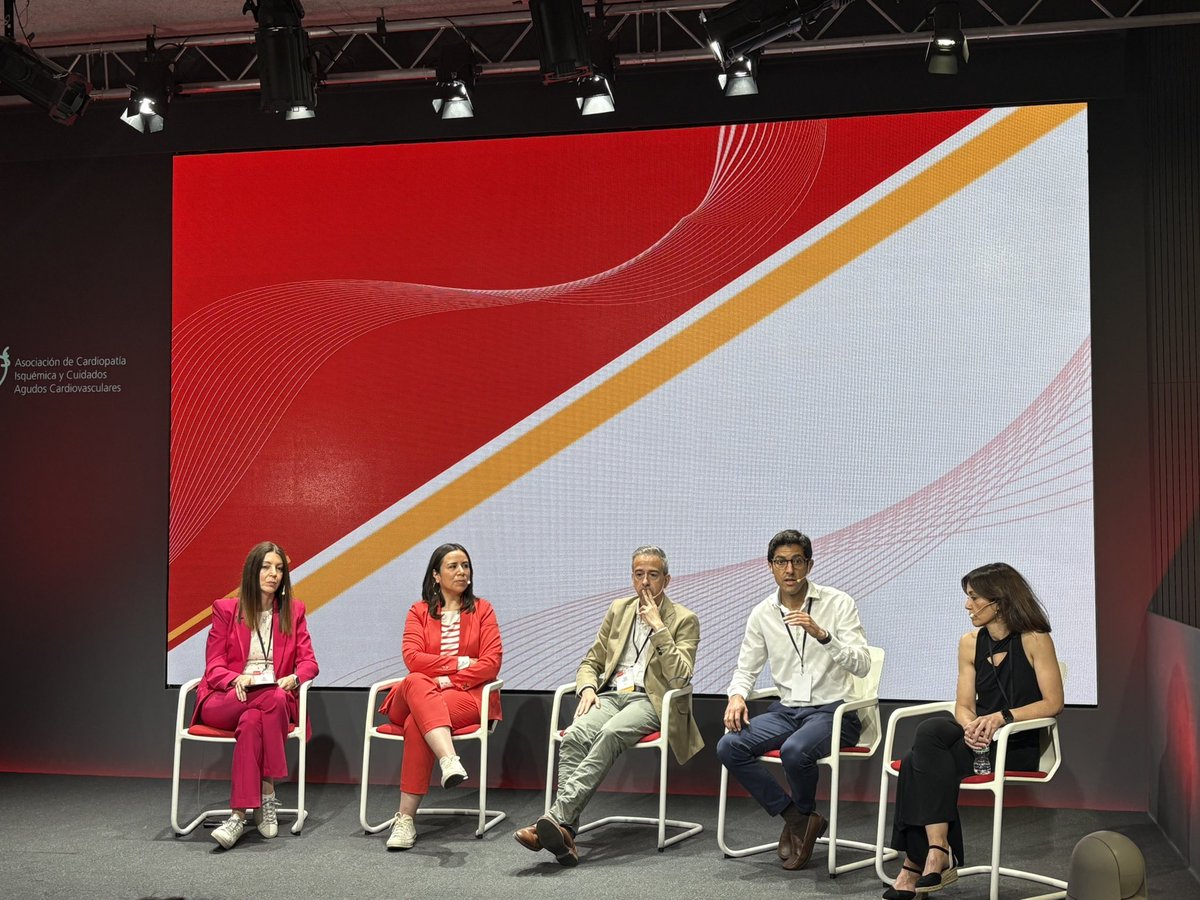 Almudena Castro Conde (@almucastro01) on Twitter photo Excelente mesa del manejo del #TEP en <a href="/AgudosSEC/">Asociación CI y Cuidados Agudos Cardiovasculares</a>
Reflexiones muy clínicas y aterrizadas a la situación actual.
<a href="/Ana_Viana_T/">Ana Viana Tejedor</a> #SandraRosillo y <a href="/pabl0salinas/">Pablo Salinas</a> ( cantera #HULP) con <a href="/corbi_miguel/">Miguel Corbí</a> y #MiriamJuarez Excelente mesa del manejo del #TEP en <a href="/AgudosSEC/">Asociación CI y Cuidados Agudos Cardiovasculares</a>
Reflexiones muy clínicas y aterrizadas a la situación actual.
<a href="/Ana_Viana_T/">Ana Viana Tejedor</a> #SandraRosillo y <a href="/pabl0salinas/">Pablo Salinas</a> ( cantera #HULP) con <a href="/corbi_miguel/">Miguel Corbí</a> y #MiriamJuarez