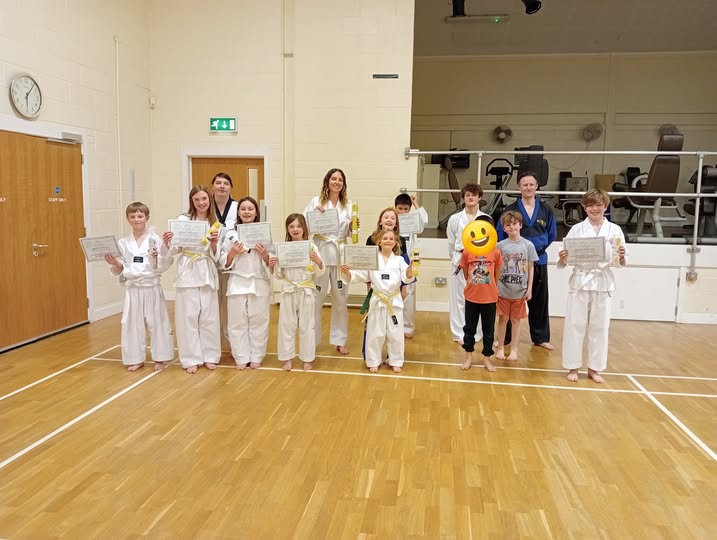 We have spaces for you all at our #bognorregis club tonight, come &amp; have a go. For all info go to hedtkd.com/schools/bognor… See you later. #karate #kickboxing #selfdefence #familymartialarts #activekids <a href="/BognorUK/">BognorUK</a> <a href="/bognorpeople/">Bognorregispeople</a>