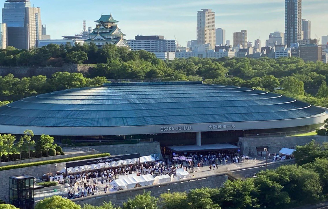 un an et demi après le début du projet, on est présenté au Japon à une des plus grosses expo (Osaka International Art Fair) 🥲🥲