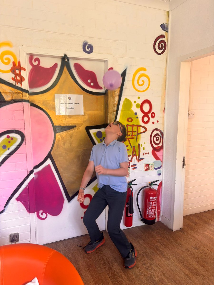 P7 Transitions at Clydebank ysortit included team building games to boost collaboration and teamwork skills! 💪 Can't wait to see the students thrive and grow together! 🌟 #teamwork #collaboration #excited #leadershipintraining