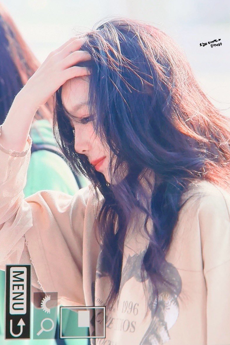 TaeNy_Bar's tweet image. 250530 태연 출국🥹🥹🥹
#태연 #TAEYEON