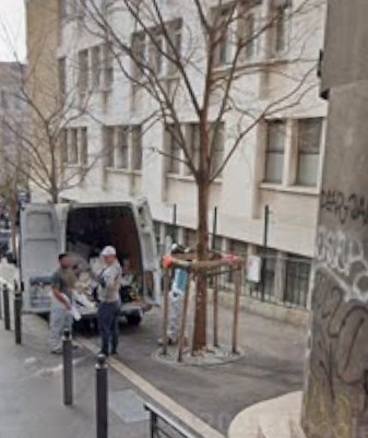 StNon_withwings's tweet photo. @myartbroker @itsjoshmilton @taxidematas @laprovence @MetroUK Prepping the wall. Between Louise Michel school and the docks . https://t.co/NjB3Oy8rXb