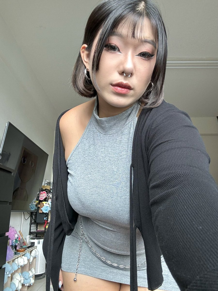 來給姊姊親一個💋
#台南