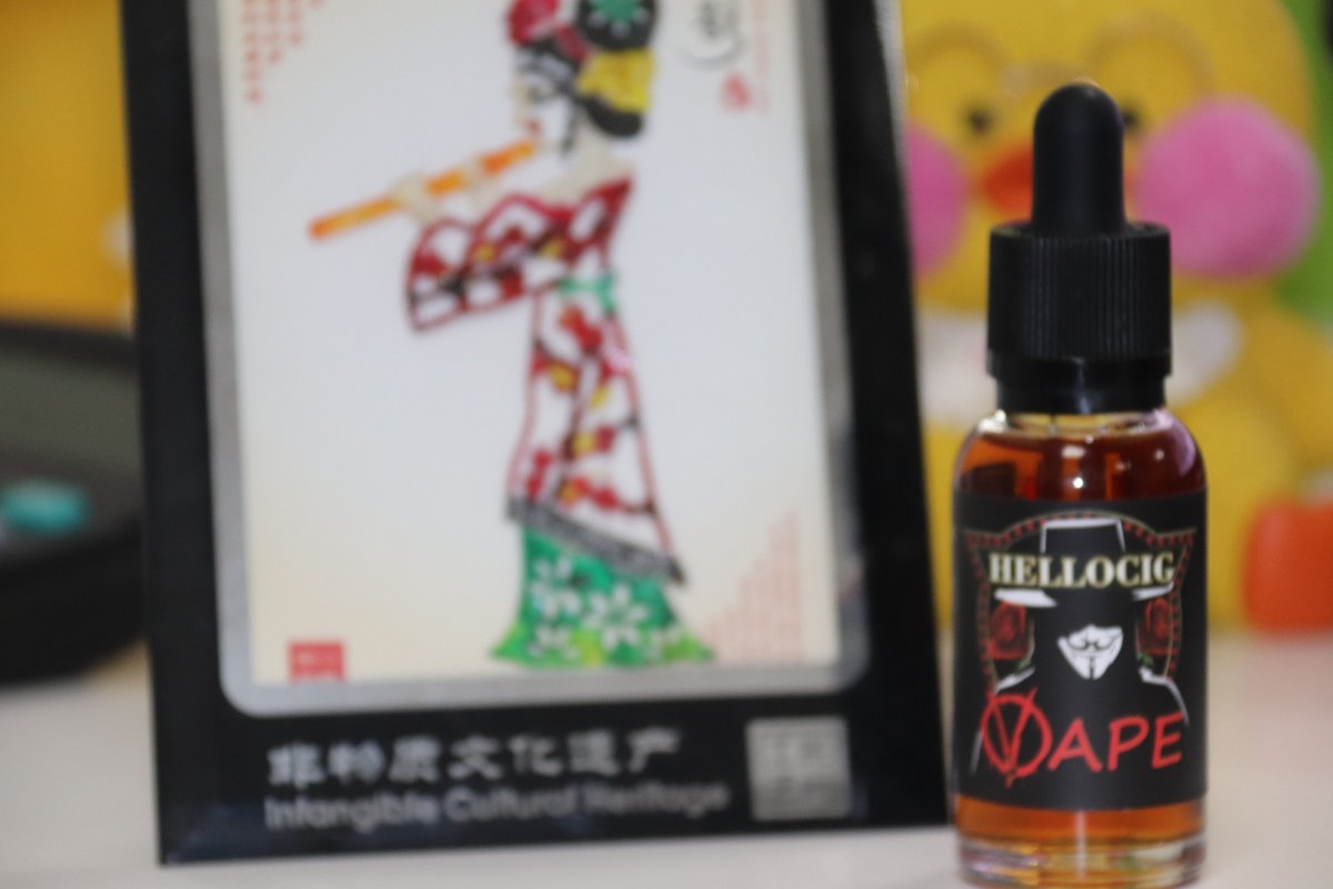 HelloCig_Eric's tweet photo. > 【休業のお知らせ】🏮
> 平素よりありがとうございます。
> 弊社は端午節のため、**5/31(土)～6/2(月) 休業**とさせていただきます。
> **休業中もご注文は通常通り受付中**📱
> **発送は6/3(火)より順次対応**いたします。
> 引き続きよろしくお願いいたします。
> #感謝 #端��節 https://t.co/2OMNAugy0B