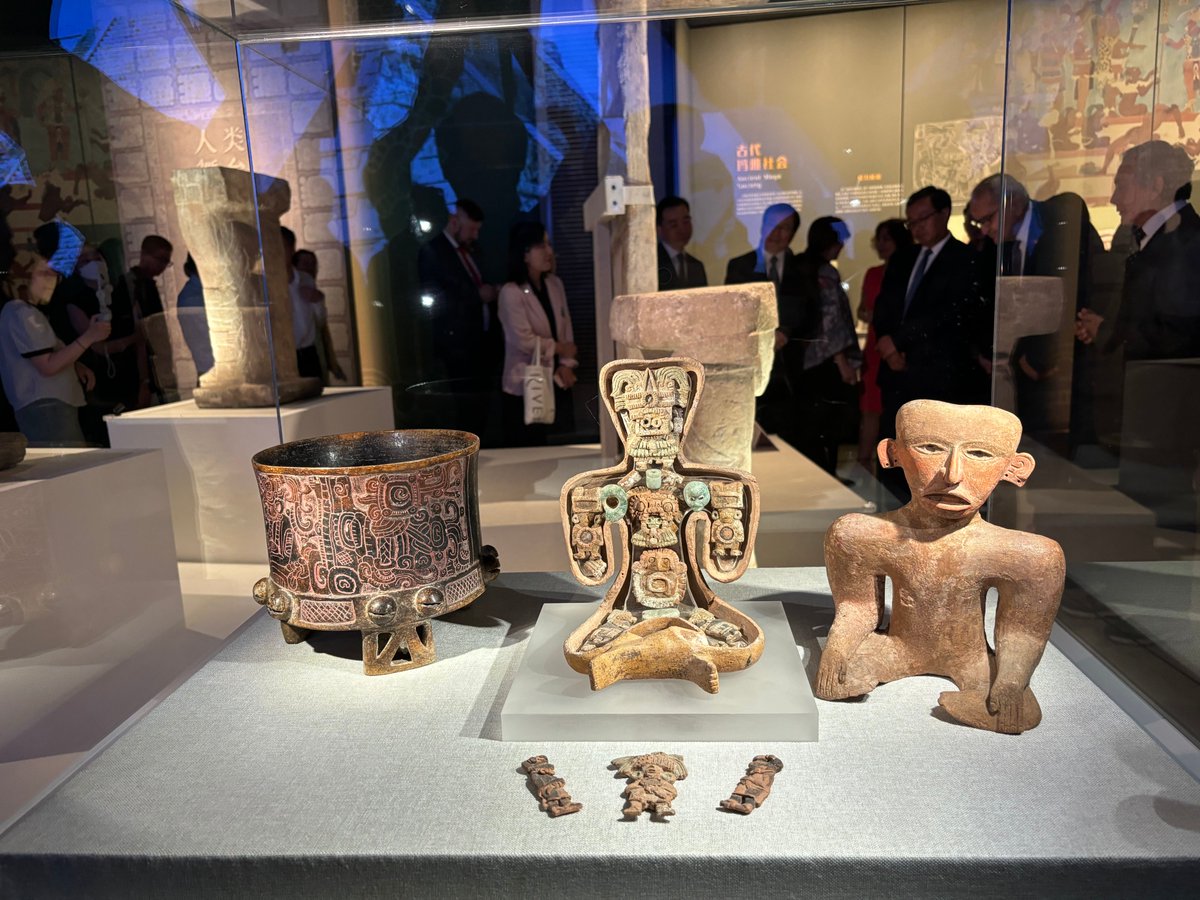 HenanAmazing's tweet photo. From May 28 to October 8,the "Mysteries of the Rainforest: Maya Civilization Exhibition" at #HenanMuseum showcases 209 artifacts,90% making their China debut,fostering cross-cultural dialogue between ancient #Maya and #Chinesecivilizations.#Mexico #Henan
@EmbaMexChn @EmbChinaMex https://t.co/TB7QydDgoT