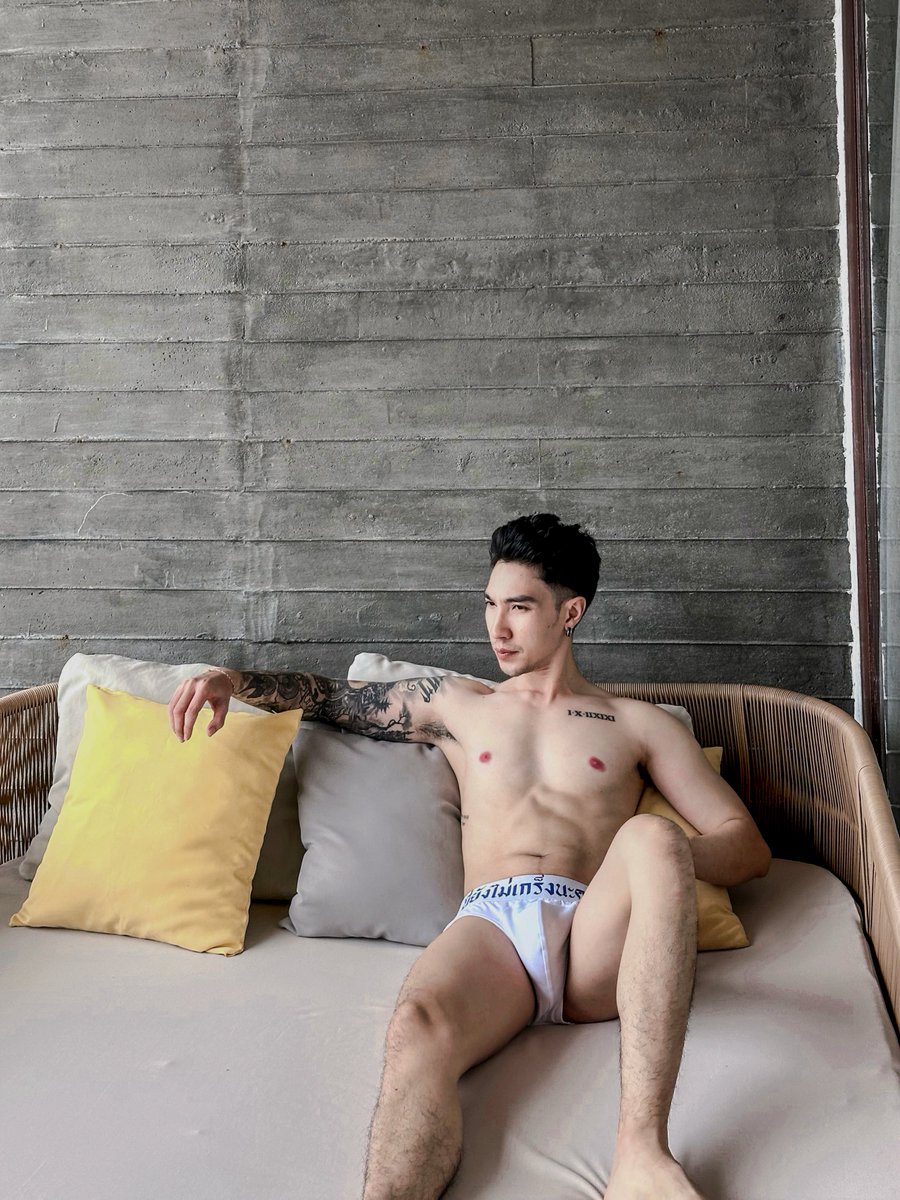 𝙋 (@ppoom1991) on Twitter photo 