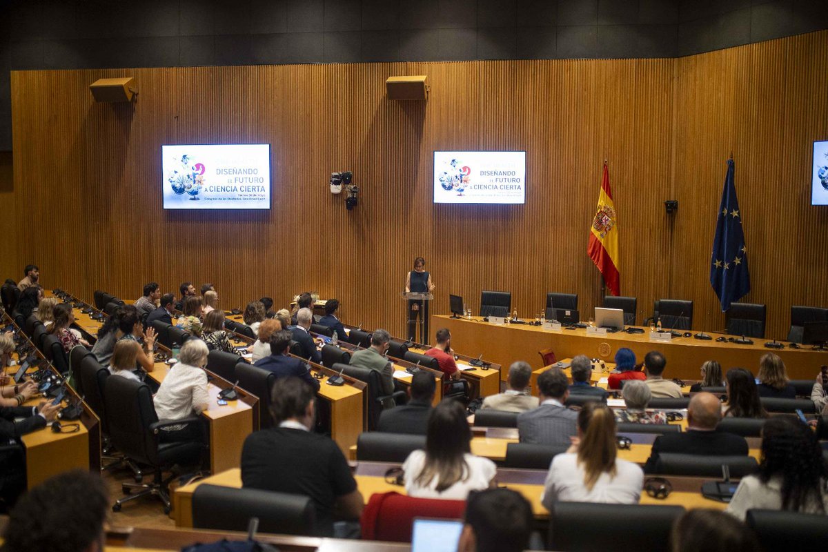 SomosHarmon's tweet image. II Congreso @Plat_OneHealth . Llenazo absoluto.
Salud, economía y medio ambiente. Con la ministra @Monica_Garcia_G.
Nuestra Alba Nicolás nos cuenta más en @Ethic_ : ethic.es/one-health/