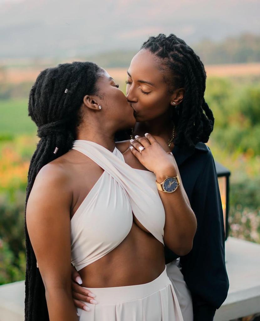 Hata wanaume wakiisha wote duniani 😂siwezi kuruhusu mwanamke mwenzangu anichungulie 🚮💔