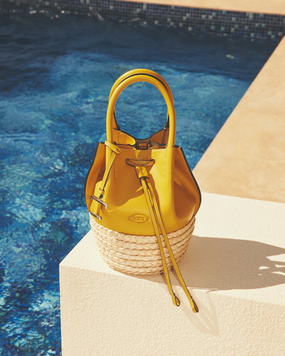 広島 福屋八丁堀本店 3階にて、#トッズ の新作をご紹介する