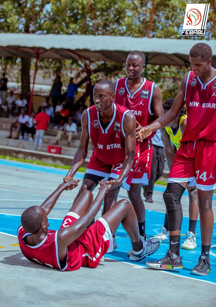 NewstarBbc's tweet photo. #NewStar 76-60 Young Eagles

Prochain match ce samedi à 10h00 au terrain ENTENTE contre Lion Team (match en retard) pour la dernière journée du championnat #VBL

#GoAhead ❤️ 🖤

📸 : @laFEBABU https://t.co/zMZ7QkJ4T6