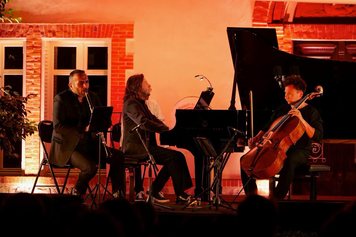 Beethoven, Bruch and Brahms with my friends @pierregenisson and Frank Braley at @lavagueclassique